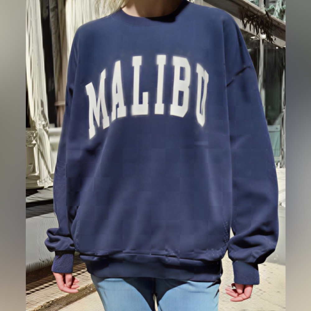 Brandy Melville Malibu sweatshirt